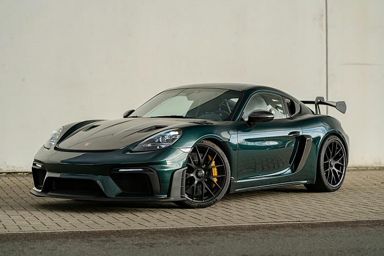 Porsche 718 GT4 RS - Weissach - Jet Green